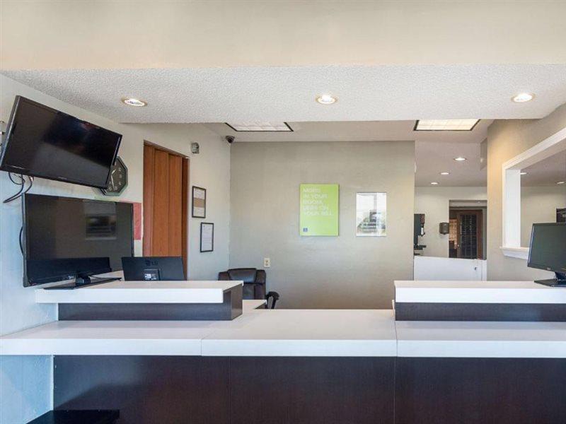 Studio Inn Extended Stay Oklahoma City Airport By Oyo Eksteriør billede