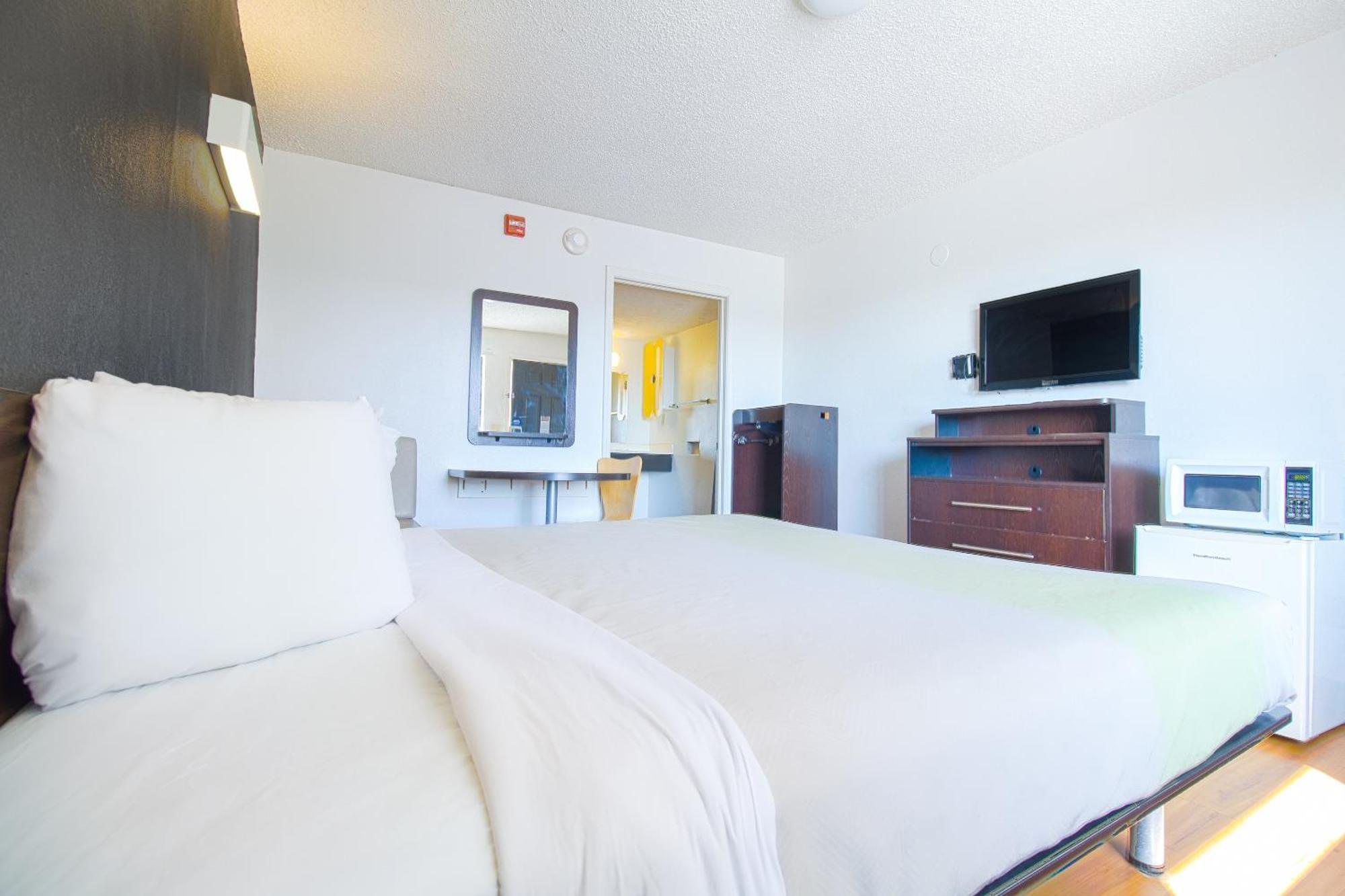Studio Inn Extended Stay Oklahoma City Airport By Oyo Eksteriør billede