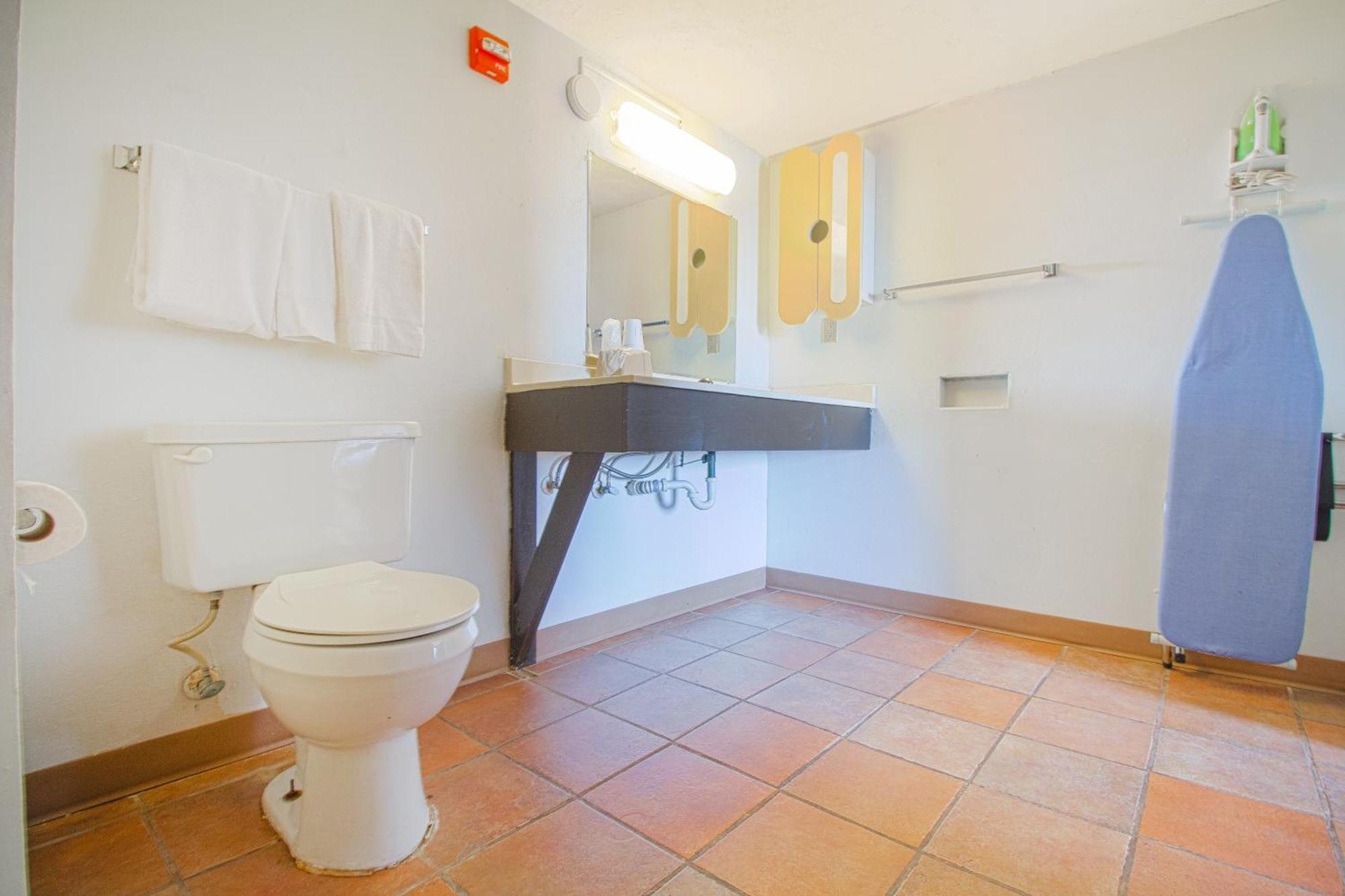 Studio Inn Extended Stay Oklahoma City Airport By Oyo Eksteriør billede