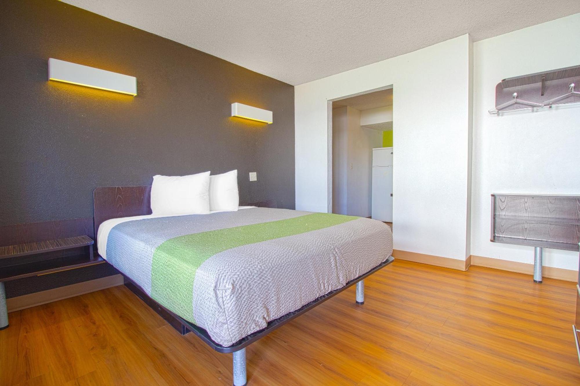 Studio Inn Extended Stay Oklahoma City Airport By Oyo Eksteriør billede